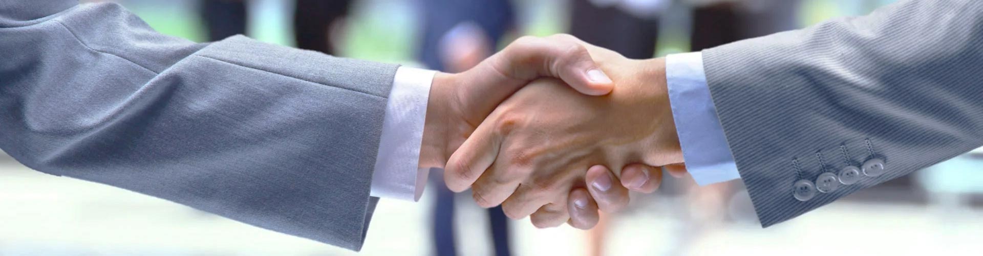 ကြှနျုပျတို့ကိုဆကျသှယျရနျ